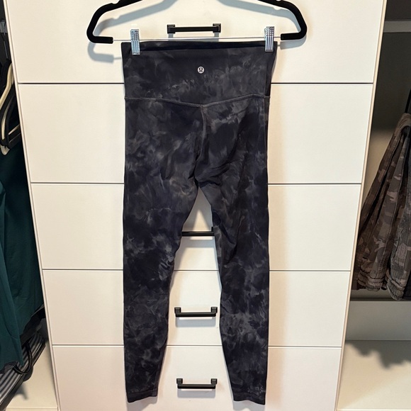 Black Tie-Dye Lululemon Leggings - Picture 1 of 3
